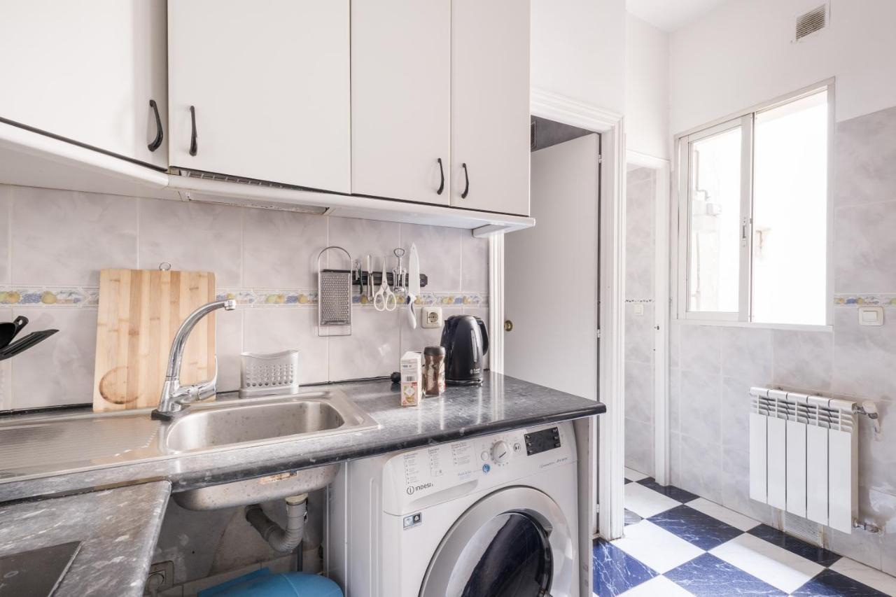 Comfy 4 Rooms Apt In The Heart Of Chueca Madrid Exterior photo